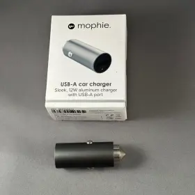 8-48467-09796-2 Mophie Usb A Car Charger Sleek Aluminum 12w Silver