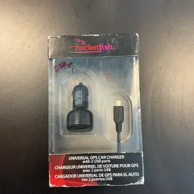 Rocketfish 600603139840 Universal Gps Car Charger With 2 Usb Ports Or Phones And Cable